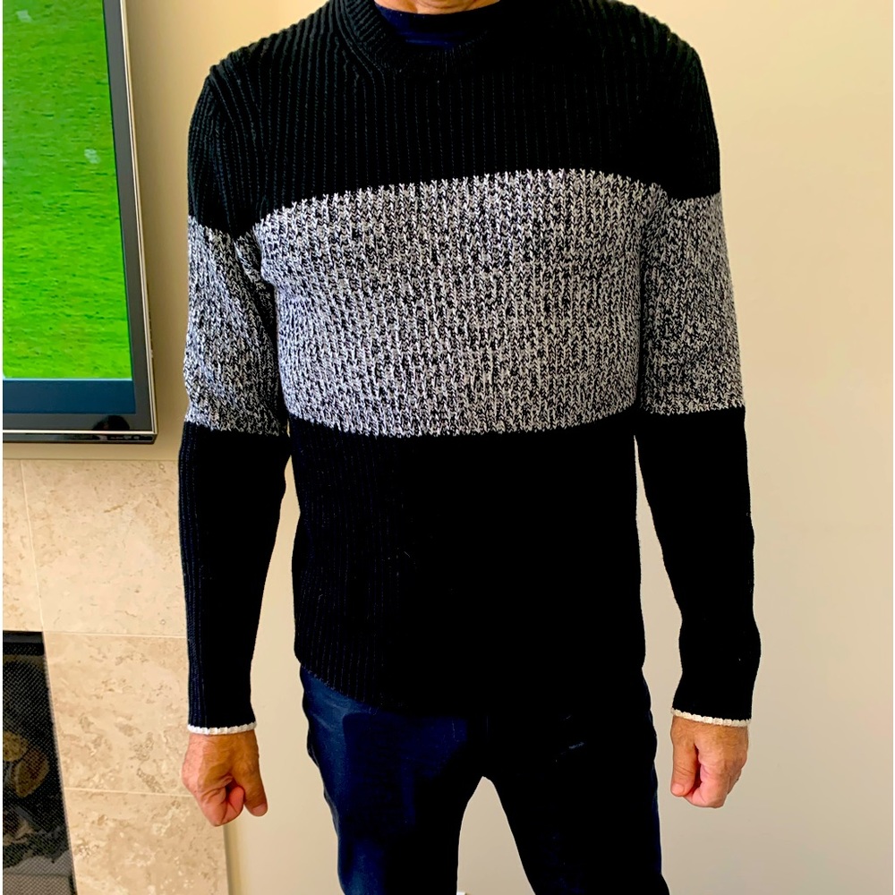 Tag and bone cotton sweater.